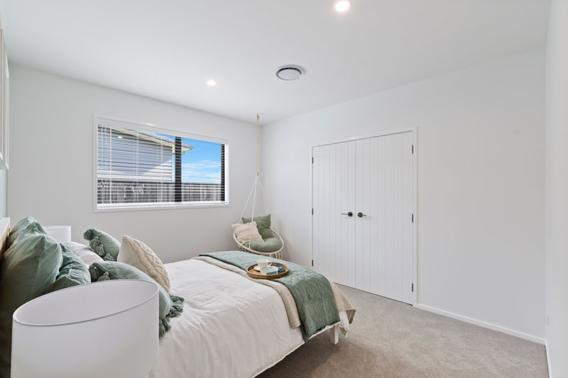 beautiful spare bedroom in showhome in Paerata Rise