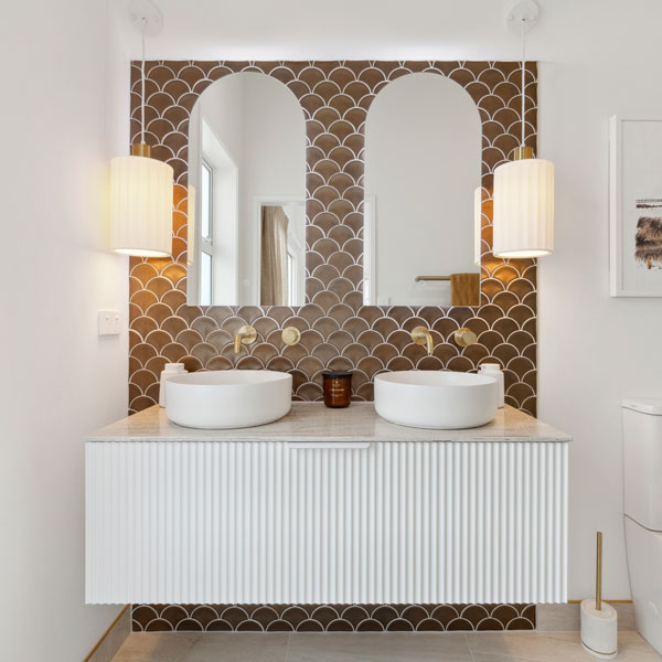 Precision Homes Showhome fish scale mosaic tiles in ensuite bathroom